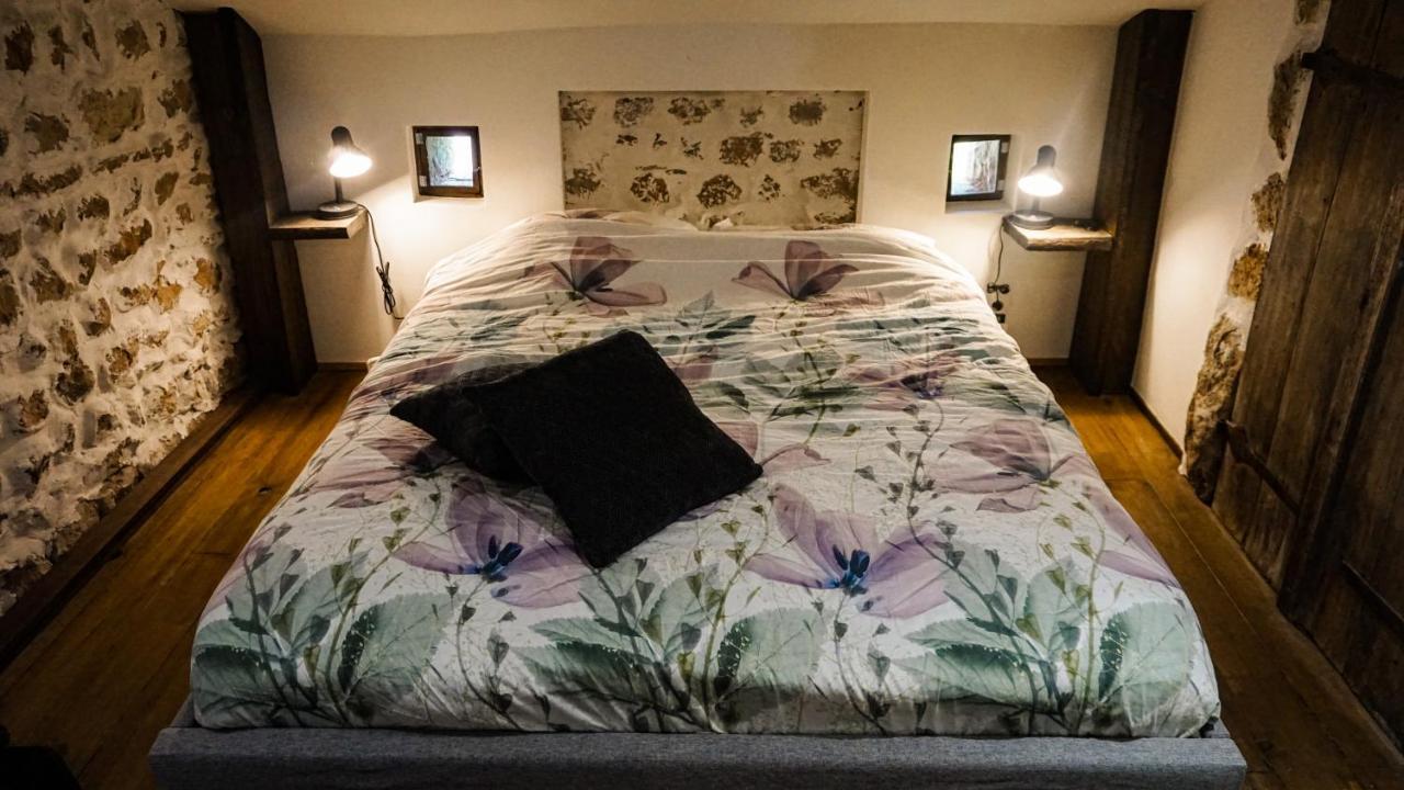 Ferme Fleurie Bed & Breakfast Bergesserin Exterior foto